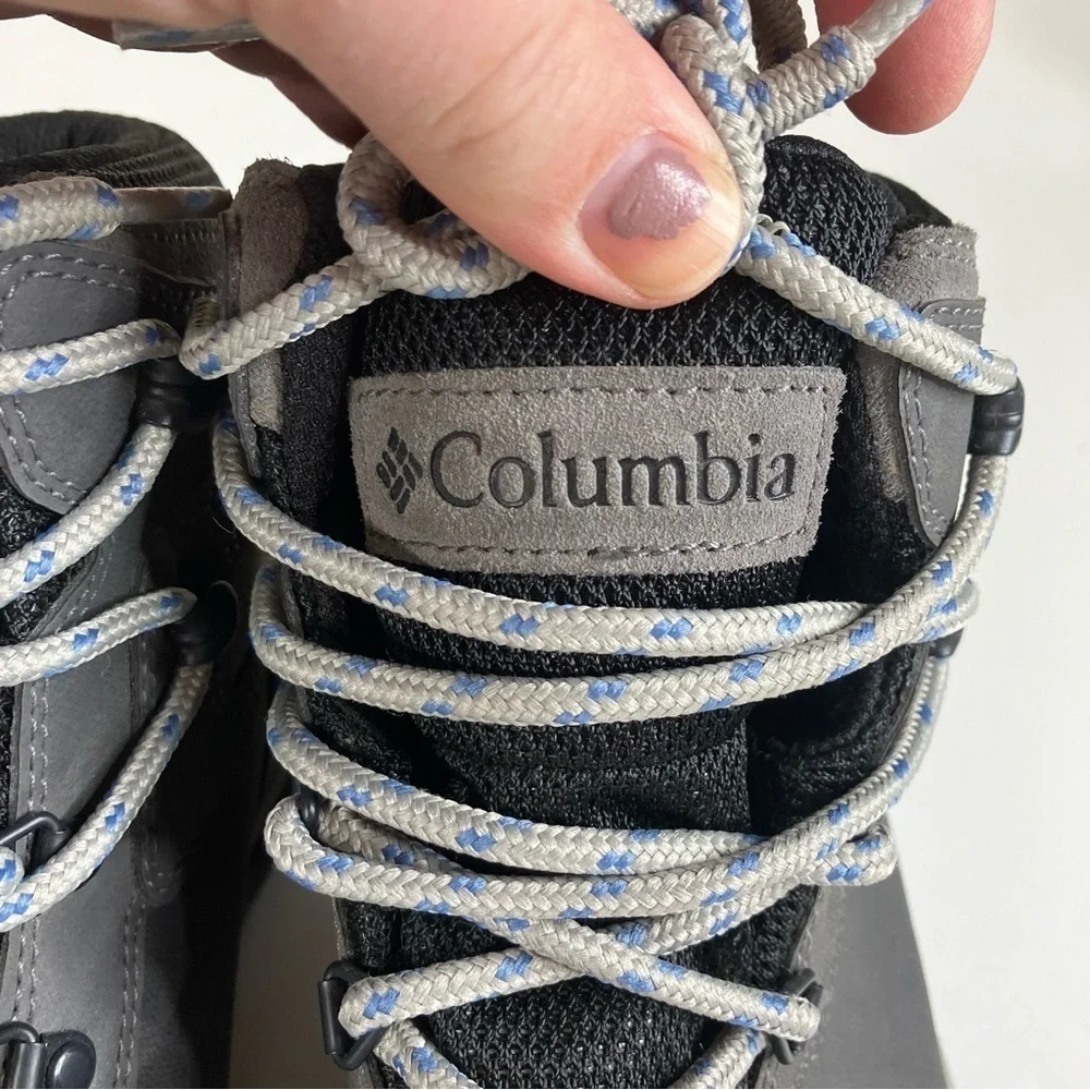 Columbia Women’s Newton Ridge Plus Waterproof‎ Hiking Shoes Size 10